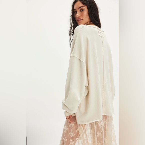 NWT We The Free Venice V-Neck Sweatshirt In Color Grey Opal - Picture 4 of 4